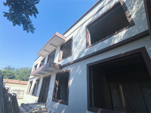大兴王佐镇刘太庄村自建房外墙装饰水包砂完成
